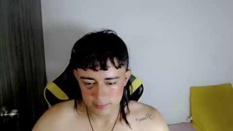 T A T A N online show from November 11, 9:15 pm