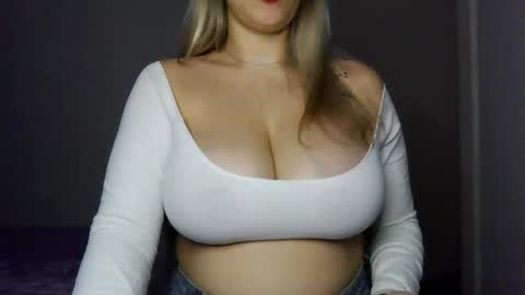 tateisblonde online show from February 14, 1:52 pm