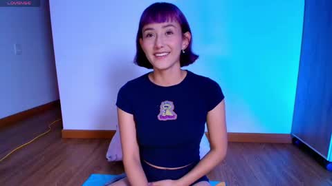 Snapshot of tati_cardenas chatting on June 6, 6:29 am AME online show from June 6, 6:29 am
