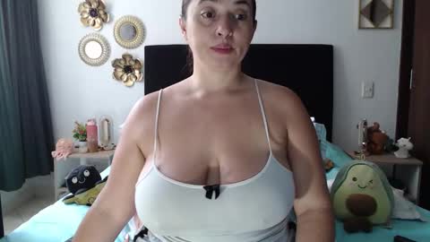 tatiana_monteros online show from February 5, 4:55 pm