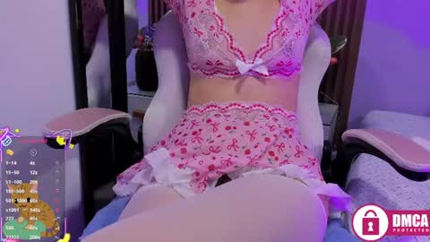 Snapshot of tatiana_vegha chatting on July 24, 12:47 pm i am tatiana online show from July 24, 12:47 pm