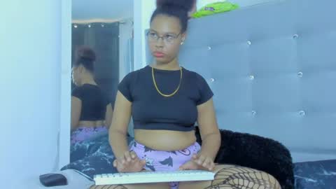 tatianasquirthot online show from June 14, 7:05 pm