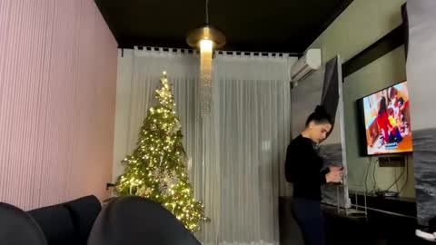 Tati online show from January 12, 5:29 pm