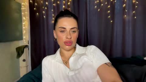 Snapshot of tatianawwww chatting on April 27, 2:59 pm Tati online show from April 27, 2:59 pm