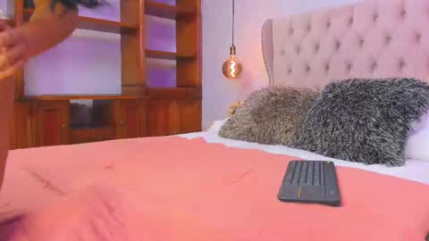 Snapshot of tatihornyy chatting on September 12, 10:59 am TATI online show from September 12, 10:59 am