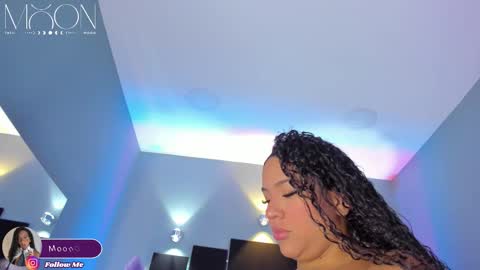 Snapshot of tatii_moon chatting on November 5, 4:01 am Tati online show from November 5, 4:01 am