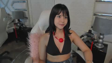 tatilee online show from January 8, 2:52 pm