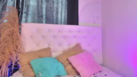 Snapshot of tatixxxvega chatting on August 1, 6:29 pm tatix online show from August 1, 6:29 pm