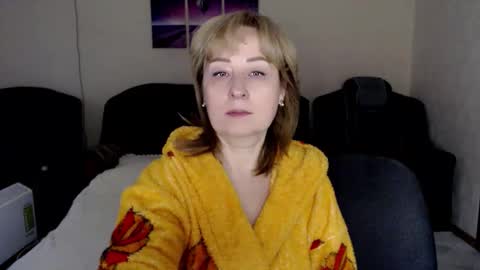 Snapshot of tattease chatting on November 18, 5:23 am Tattease online show from November 18, 5:23 am