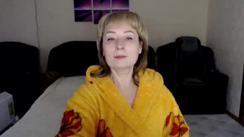 Snapshot of tattease chatting on December 4, 5:50 am Tattease online show from December 4, 5:50 am