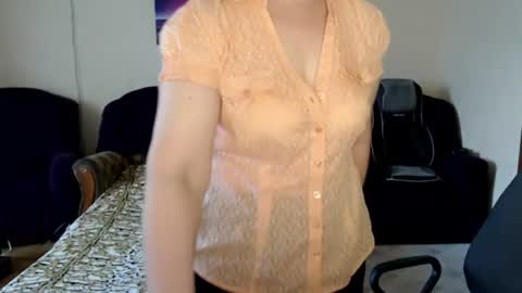 Snapshot of tattease chatting on June 15, 11:45 am Tattease online show from June 15, 11:45 am