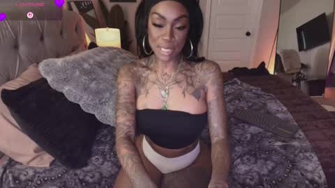 Tatted Queen online show from February 4, 8:47 pm