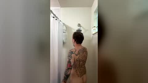 tattedupboyfun online show from June 19, 3:16 pm