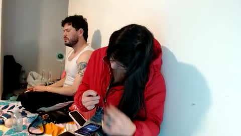 tatto_smoke_couple online show from May 6, 7:02 am