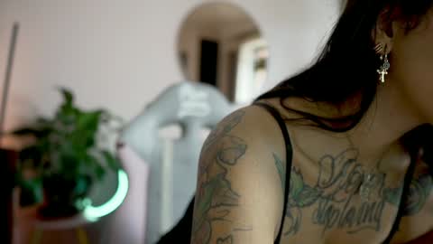 Snapshot of tattoo_ninja_kitty chatting on October 3, 2:58 pm Nathalie Hardy online show from October 3, 2:58 pm