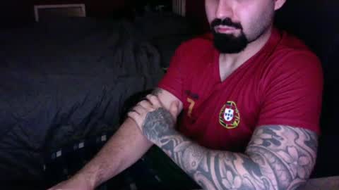 tattooedandbearded22 online show from July 5, 4:19 am