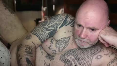 Tattooeddilf 01 online show from March 25, 1:44 am