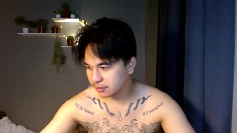 Snapshot of tattooguy1209 chatting on November 30, 7:07 pm zareen online show from November 30, 7:07 pm