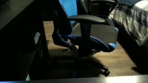 Snapshot of tattslovestattas1 chatting on November 7, 3:34 pm tattslovestattas1 online show from November 7, 3:34 pm