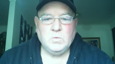 Snapshot of tattzsexy chatting on November 4, 10:20 pm tattzsexy online show from November 4, 10:20 pm