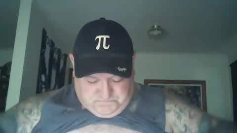 Snapshot of tattzsexy chatting on December 13, 11:10 pm tattzsexy online show from December 13, 11:10 pm