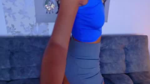 Snapshot of taty_miller chatting on June 21, 1:24 pm Taty Miller online show from June 21, 1:24 pm
