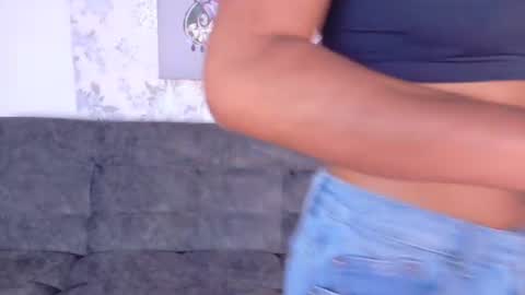 Snapshot of taty_miller chatting on July 25, 8:39 pm Taty Miller online show from July 25, 8:39 pm
