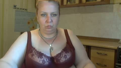 Snapshot of tatyanka_ chatting on May 19, 2:12 pm tatyanka_ online show from May 19, 2:12 pm