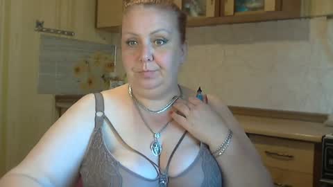 Snapshot of tatyanka_ chatting on June 5, 8:42 am tatyanka_ online show from June 5, 8:42 am