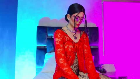 Snapshot of taurito___ chatting on May 21, 9:49 am taurito___ online show from May 21, 9:49 am