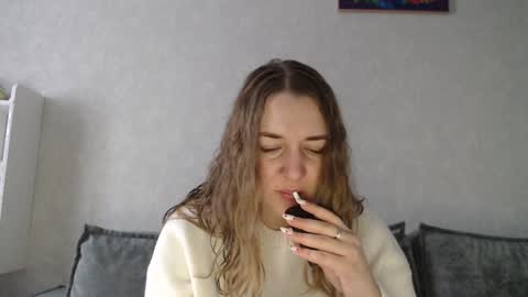 Snapshot of taxxxu chatting on January 13, 7:11 am Diana online show from January 13, 7:11 am