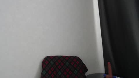 Snapshot of taxxxu chatting on March 1, 11:39 am Diana online show from March 1, 11:39 am