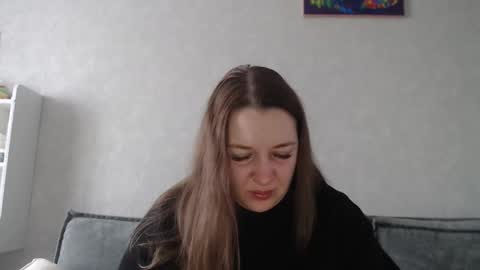 Snapshot of taxxxu chatting on March 6, 7:36 am Diana online show from March 6, 7:36 am