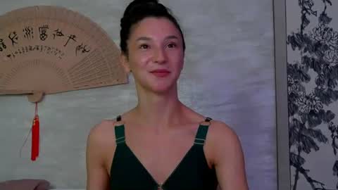 TayaKayan online show from July 28, 1:21 pm