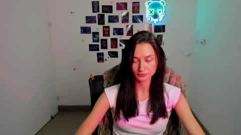 Snapshot of tayavibe chatting on July 7, 6:47 am Taya online show from July 7, 6:47 am