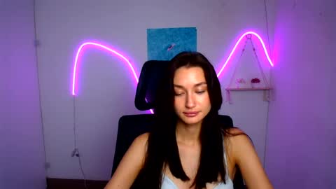 Snapshot of tayavibe chatting on July 15, 6:29 am Taya online show from July 15, 6:29 am