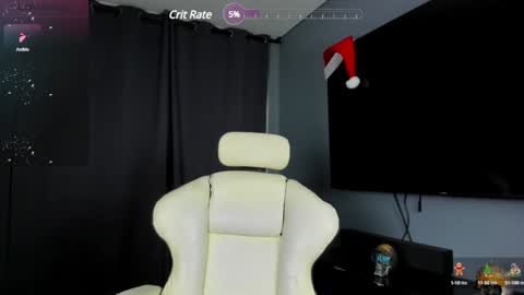 Snapshot of taybunny18 chatting on December 16, 11:50 pm online show from December 16, 11:50 pm