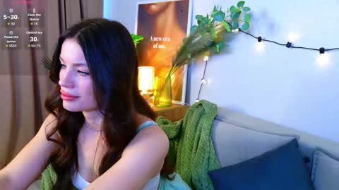 Taylla online show from November 26, 7:42 am