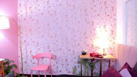 Taylor Bennet online show from January 15, 11:48 am