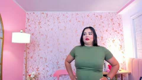Taylor Bennet online show from April 30, 12:00 pm
