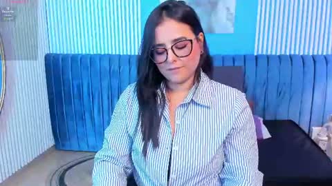 Taylor Bennet online show from July 28, 7:39 pm