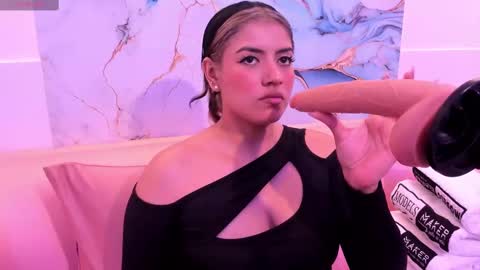 taylor_cupper_ online show from September 18, 3:52 am