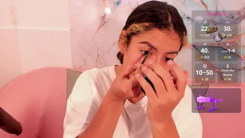 taylor_cupper_ online show from December 1, 3:22 am