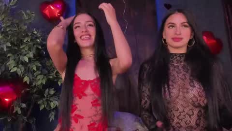 Taylor  Help me to get 100 thumbs up online show from February 14, 2:54 pm