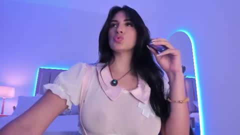 Taylor  Help me to get 100 thumbs up online show from June 16, 5:15 pm