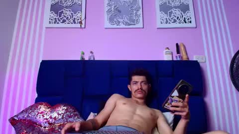 taylor stele online show from June 11, 12:32 am