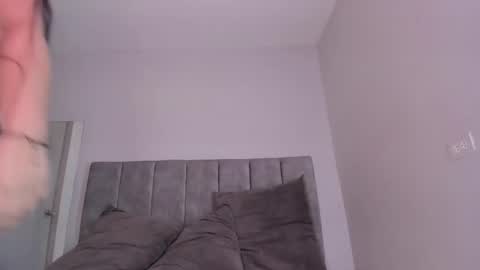 Snapshot of taylor_suxx chatting on January 13, 11:10 pm TAYLOR online show from January 13, 11:10 pm