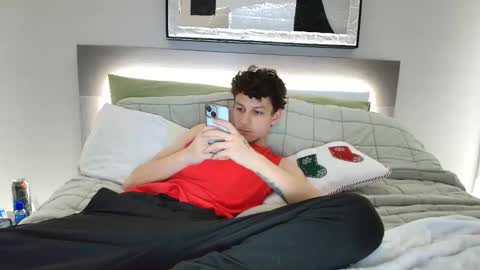 taylorcamz online show from December 15, 2:38 am