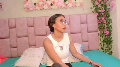 taylorcollinss online show from May 29, 2:15 pm