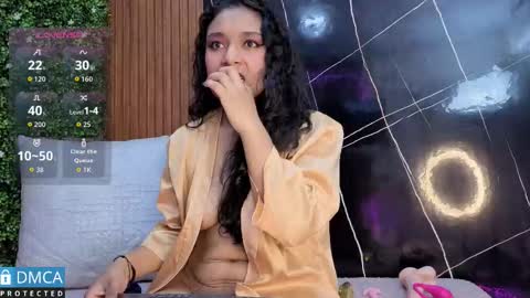 Tay online show from October 14, 3:18 am